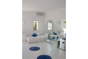 Croatia Privát Štikovica, Exterior